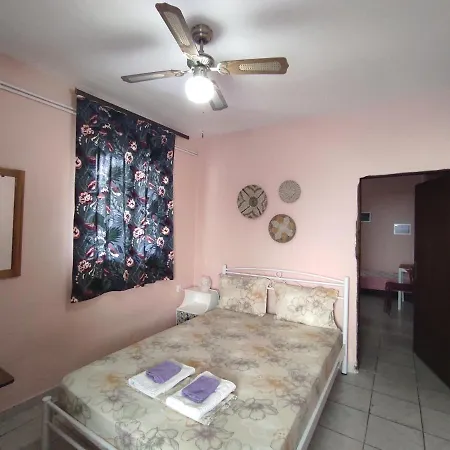 Niki's House 1 * Αγία Τριάδα