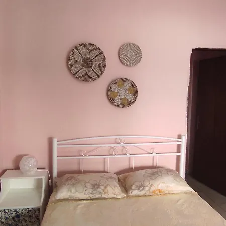 Niki's House 1 *